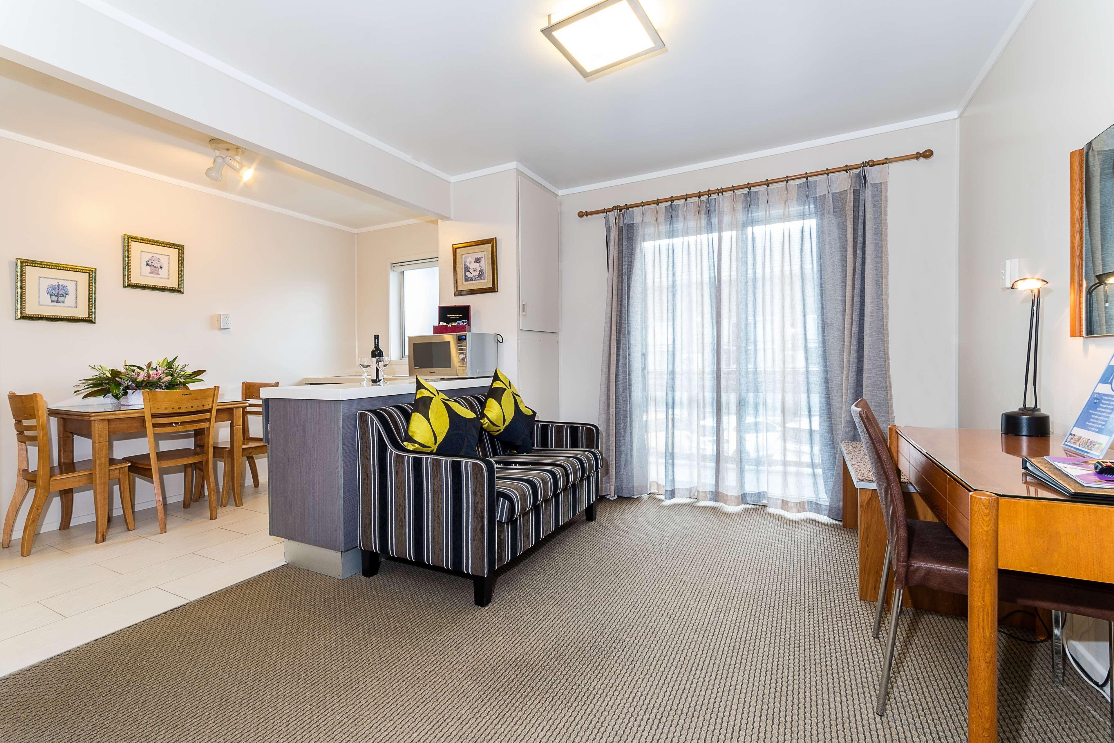 Best Western Newmarket Inn & Suites Auckland Exterior foto