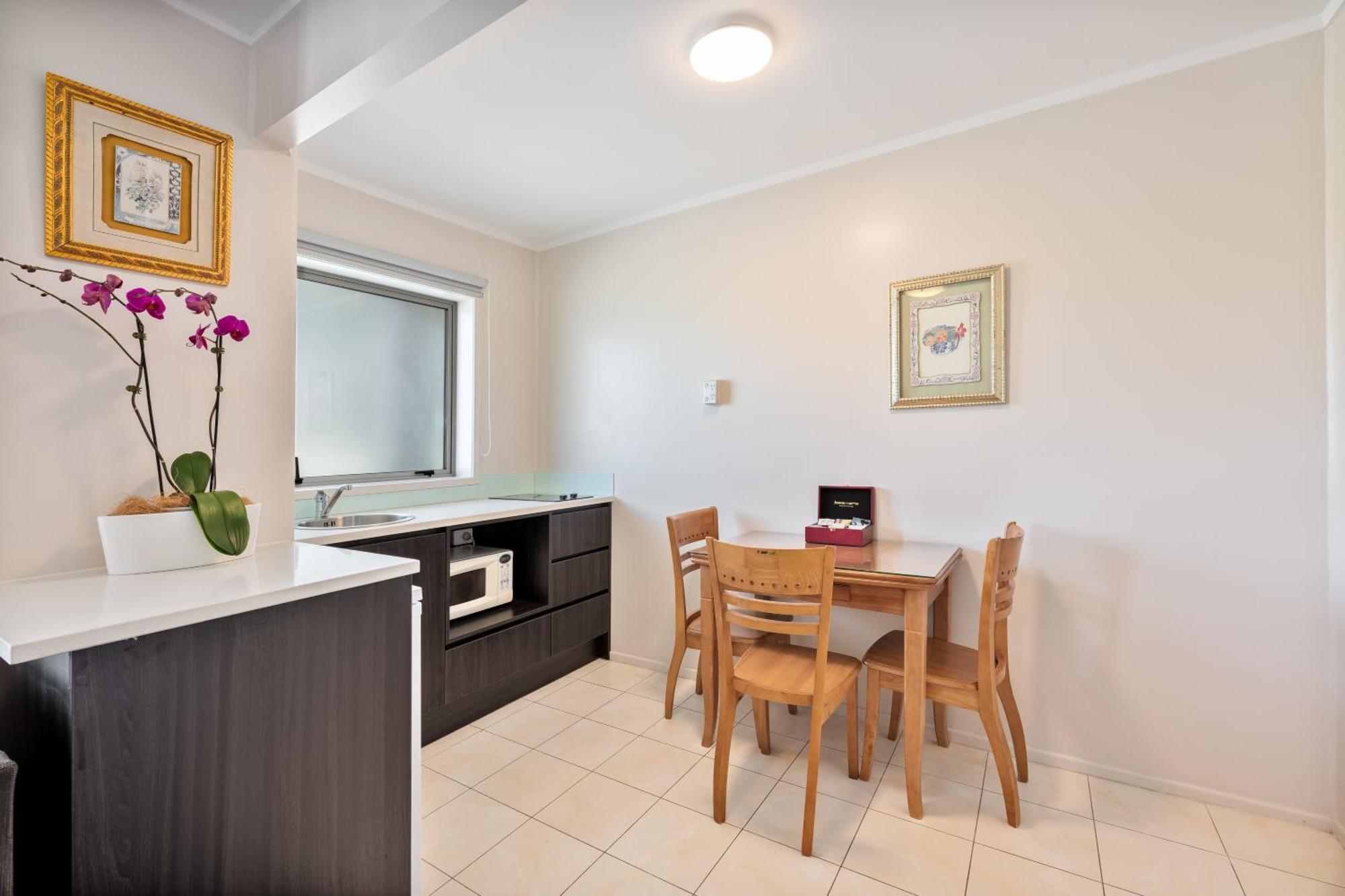 Best Western Newmarket Inn & Suites Auckland Exterior foto